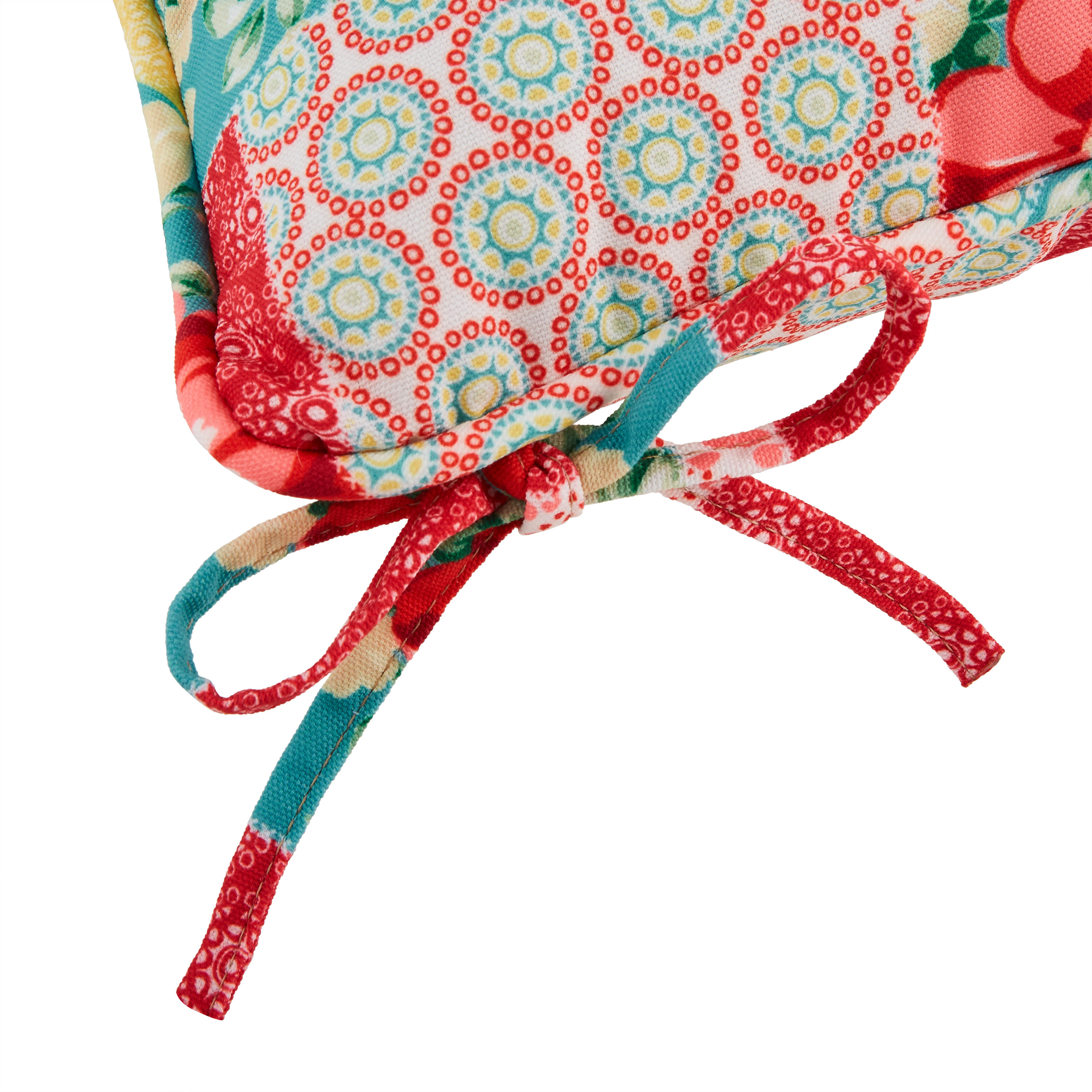 The Pioneer Woman 18" x 19" Multi-color Floral Patchwork Outdoor Seat Pad, 2 Pack - image 3 of 8
