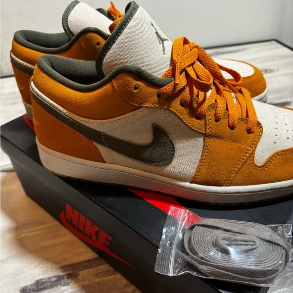 Jordan Jordan 1 Low SE