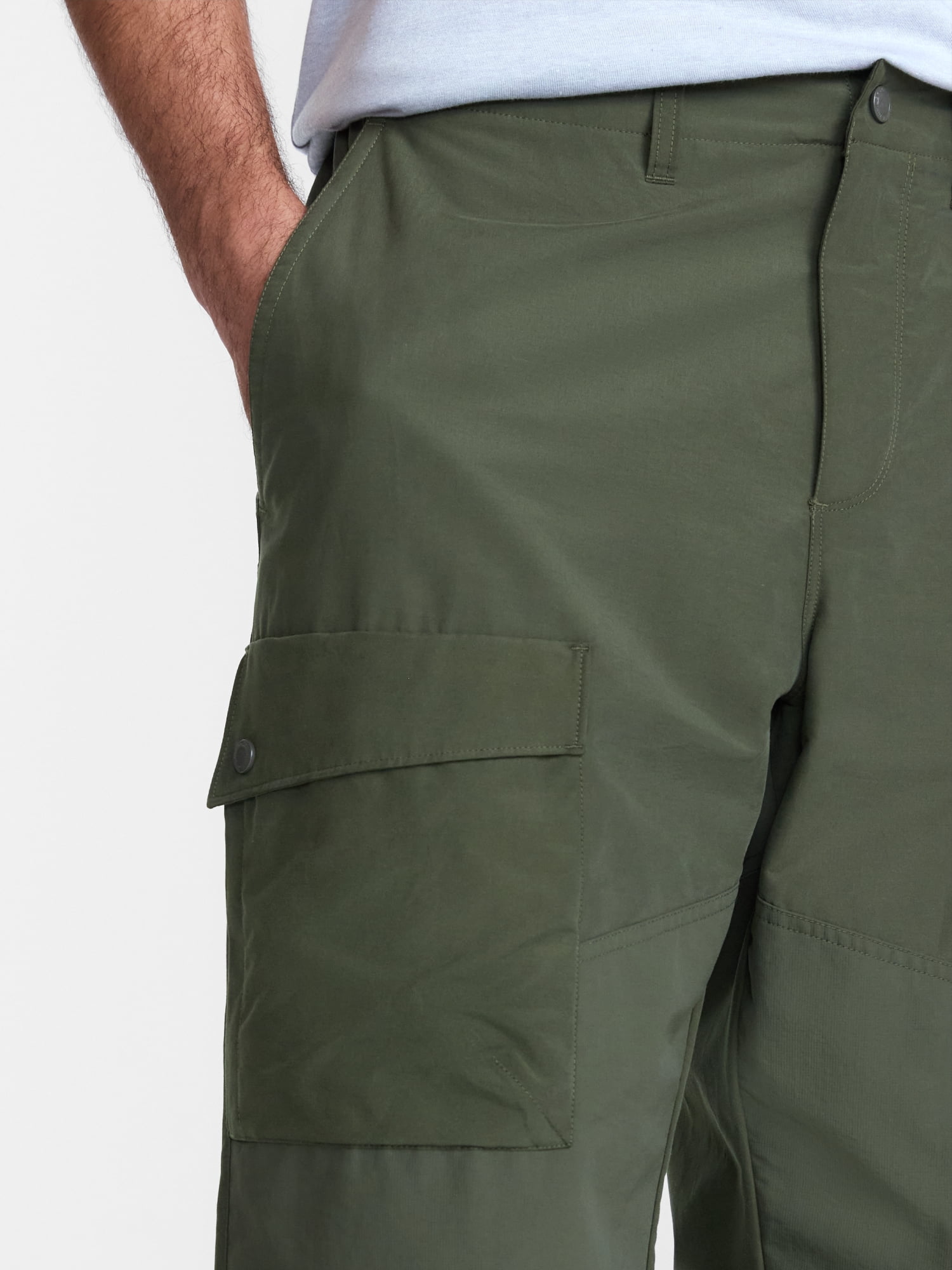Ozark Trail Men's Relaxed Cargo Pants, Sizes S-3XL