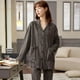 thumbnail image 3 of Conjunto de Pijama para Mujer joven, ropa de dormir elegante con cuello de solapa para primavera y otoño, 3 of 4