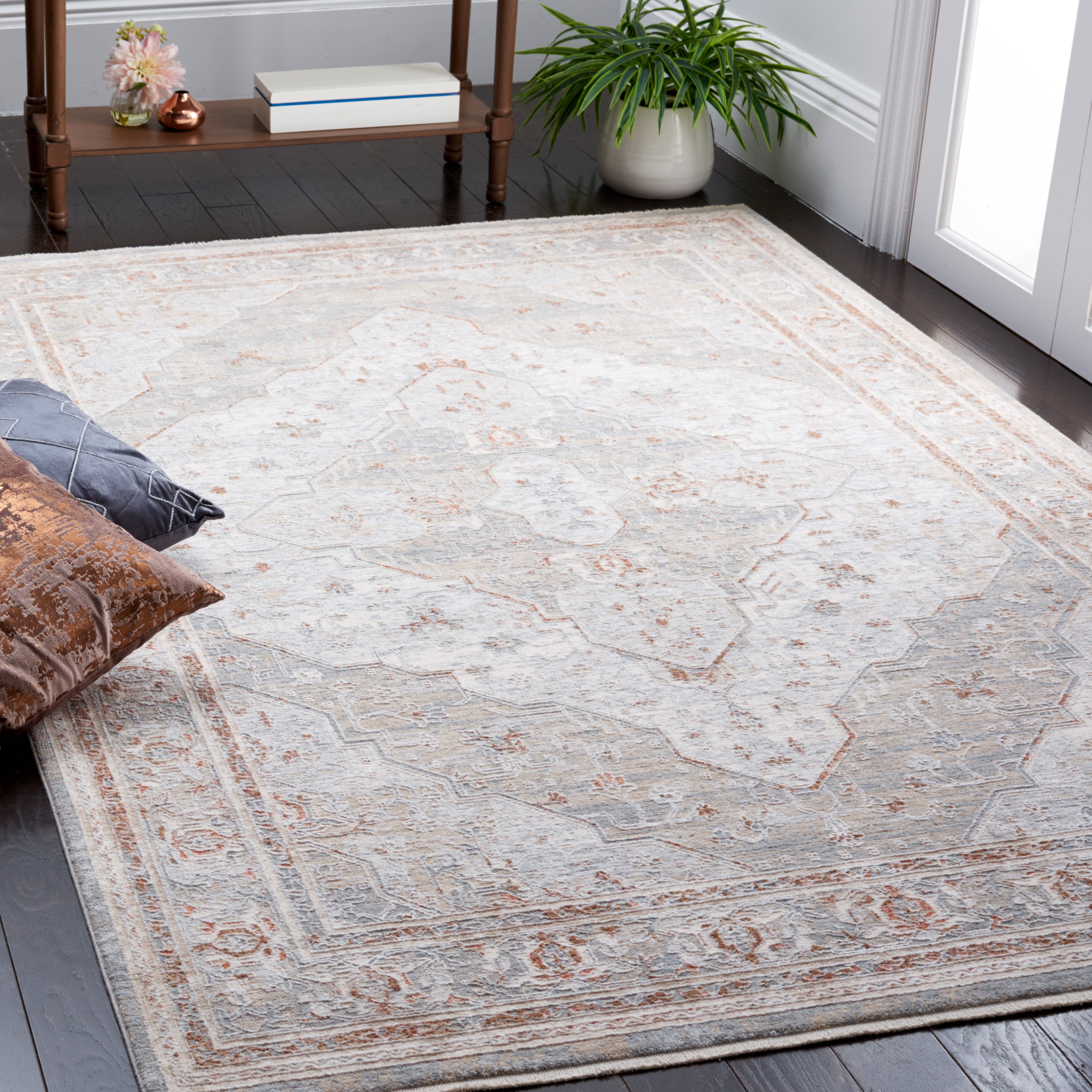 SAFAVIEH Marmara Frances Oriental Area Rug, Beige/Blue Rust, 4' x 6'