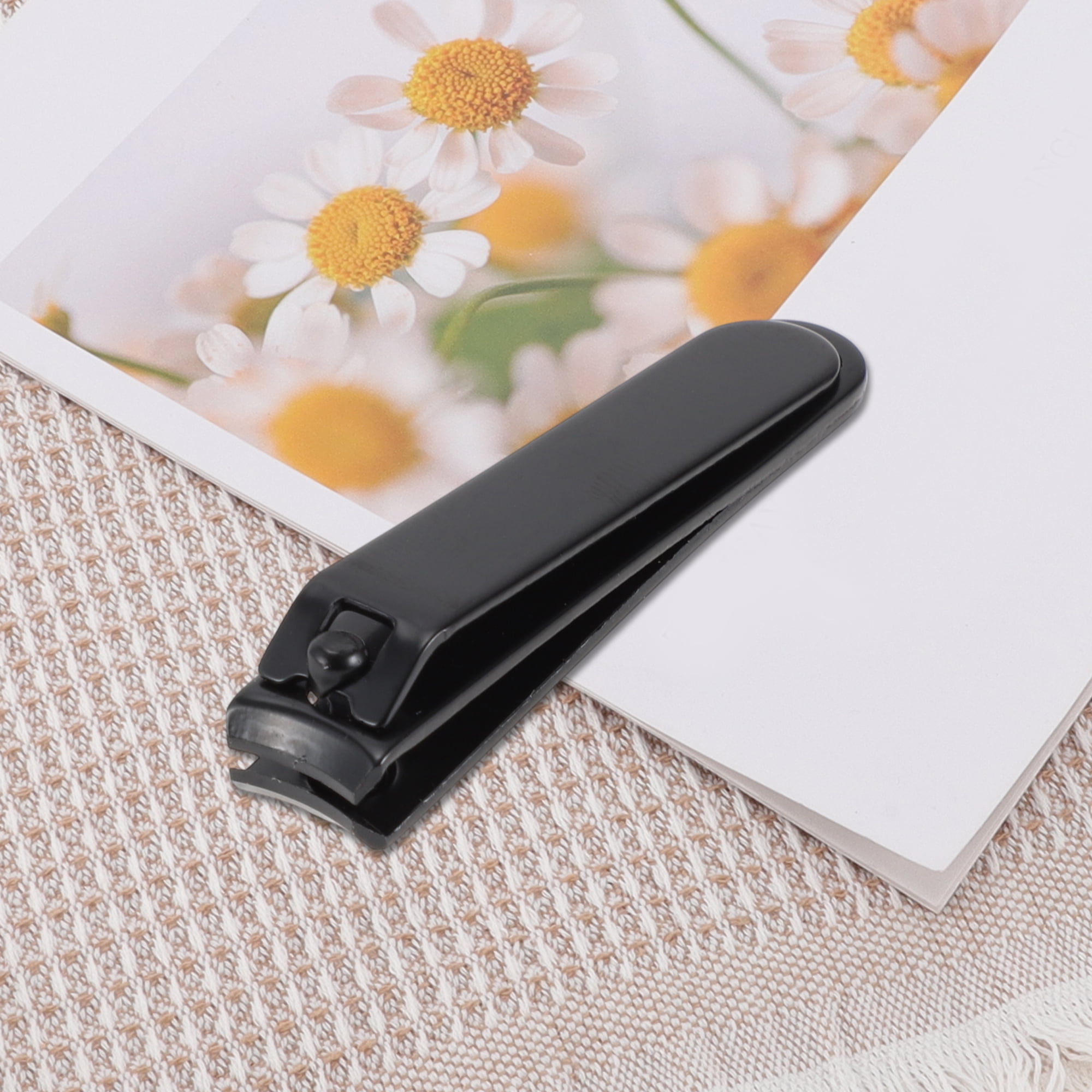 Unique Bargains Wood Grain Nail Clipper Kit 2.24"x 0.47"x 0.59" Black 18pcs