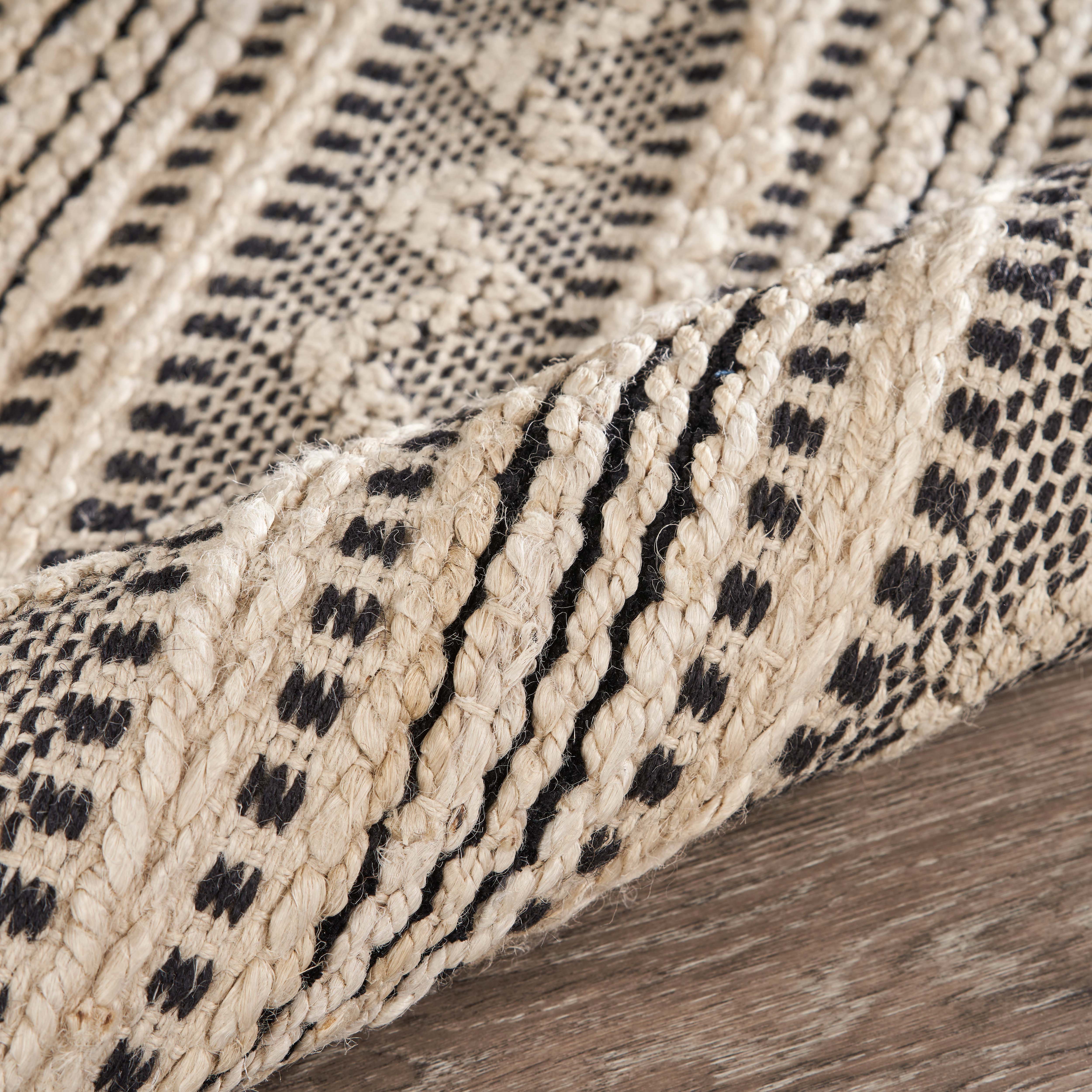 LR Home Blessy Bien Black & Natural Modern Chevron Jute Blend Area Rug, 7'9" x 9'9"