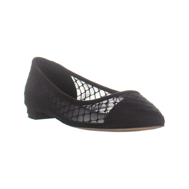 nine west pointed flats