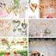 thumbnail image 4 of Juego de 4 corazones dorados colgantes para decoración de pared, ventanas y escenarios, ideal para San Valentín y eventos románticos, con gancho para fácil instalación., 4 of 7
