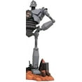 thumbnail image 3 of IRON GIANT GALLERY SUPERMAN PVC STATUE, Diamond Select, Gifts, 3 of 3