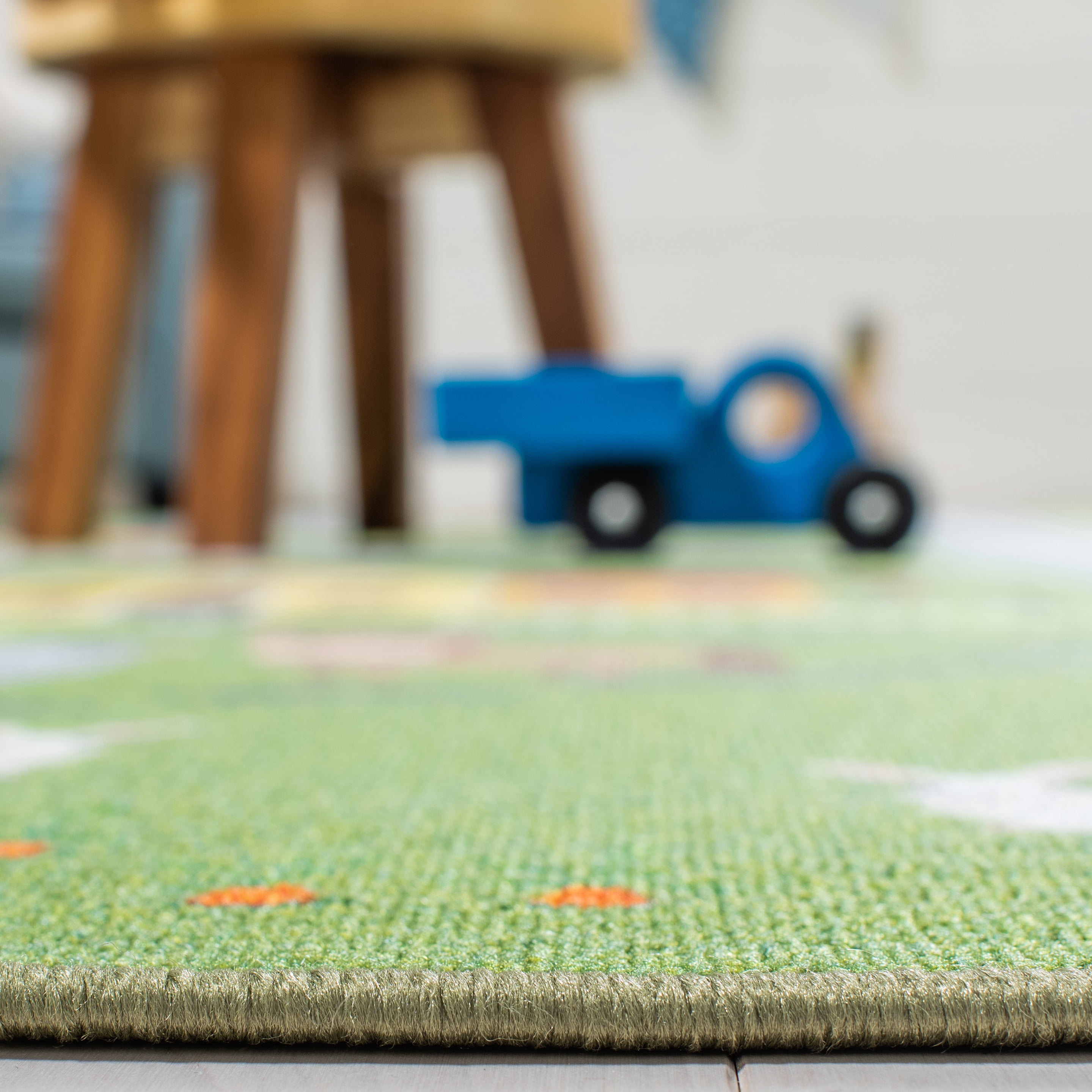 SAFAVIEH Kids Playhouse Ranch Crossroads Machine Washable Area Rug, Dark Green/Light Grey, 5'5" x 7'7"