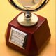 Dacasso Horloge Mondiale de Bureau 4 x 7,25 x 4 – image 2 sur 5