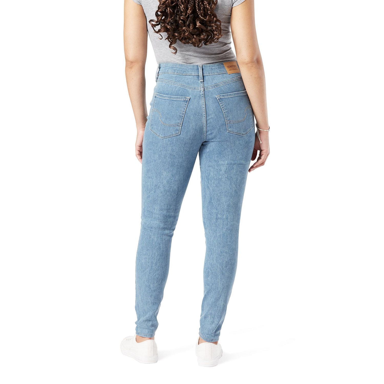 Levi Strauss Signature™ Women’s Shaping Super Skinny Jeans, Available sizes: 4 – 18