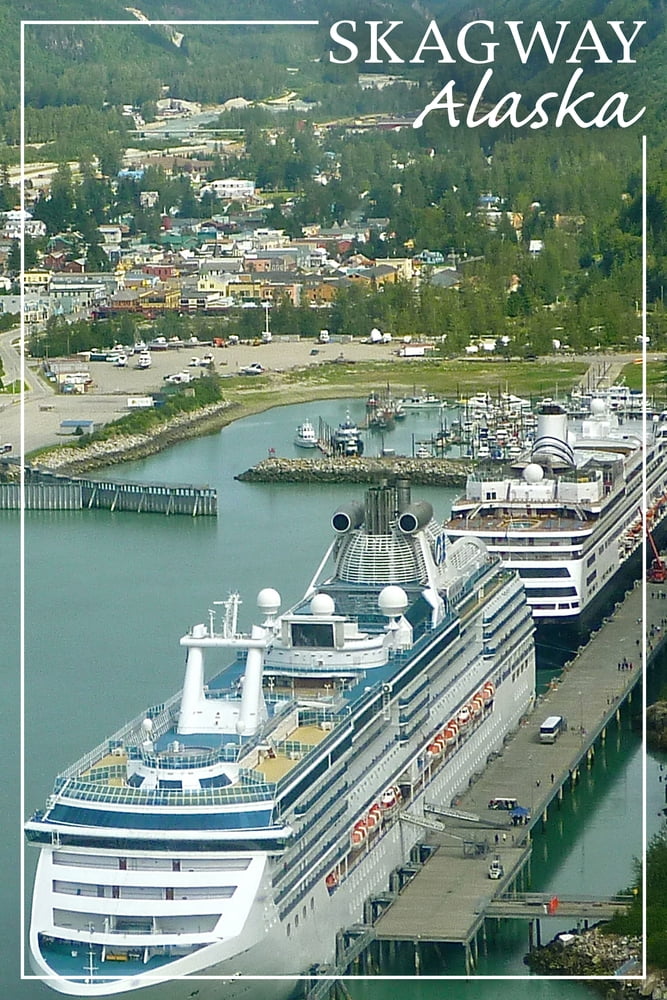 Skagway, Alaska, Cruise Ships and Town (9x12 Wall Art Print, Home Decor