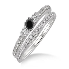 1.00 Carat (CTW) Princess Cut Diamond Engagement Ring - 10K White Gold, 3-Stone Bridal Ring, Size 7.5