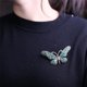 thumbnail image 2 of Broche grande con forma de mariposa de colores para mujer, broche de solapa con forma de mariposa de cristal y diamantes de imitación para abrigos J, 2 of 4