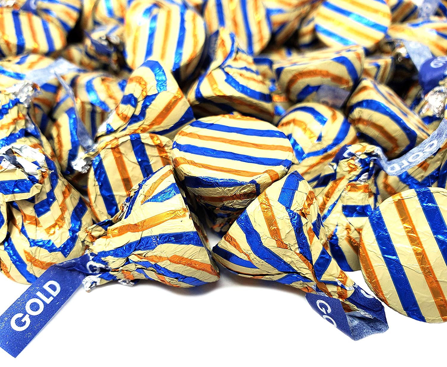 Hershey's Gold Kisses Caramel Creme with Pretzel Bits, Naturally