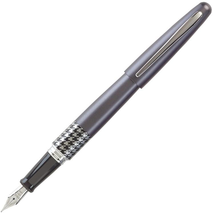 Pilot Metropolitan Retro Pop Gray Fountain Pen - Medium