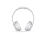 thumbnail image 2 of Auriculares supraaurales inalámbricos beats Solo3 reacondicionados en plata mate, 2 of 5