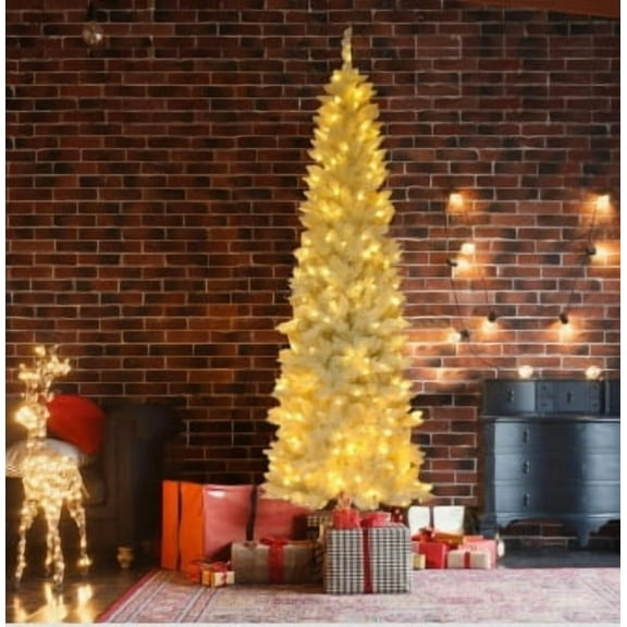 WLGSG Premium Spruce Holiday Christmas Tree, Artificial Pine Full Xmas Tree With Branch Tips and Foldable Metal Stand for Home, Office and Party Decoration,6.5ft Green