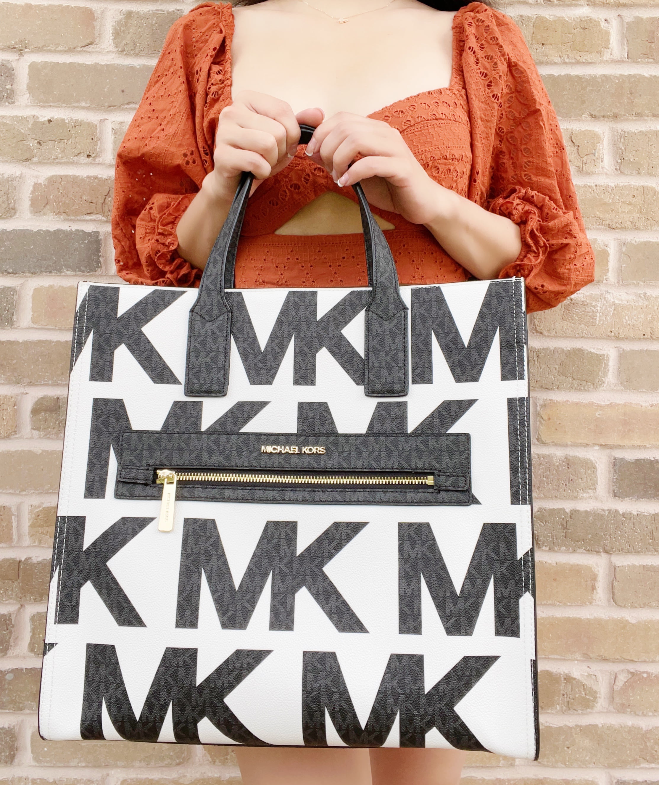 Michael Kors MK Kenly Large Logo Tote Bag - Black Multi - $219 (56% Off  Retail) New With Tags - From Kash
