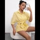 thumbnail image 5 of Pijama de 2 Piezas para Mujer, con Botones A Rayas, Corta, Solapa y Pantalón Corto. Amarillo L, 5 of 10
