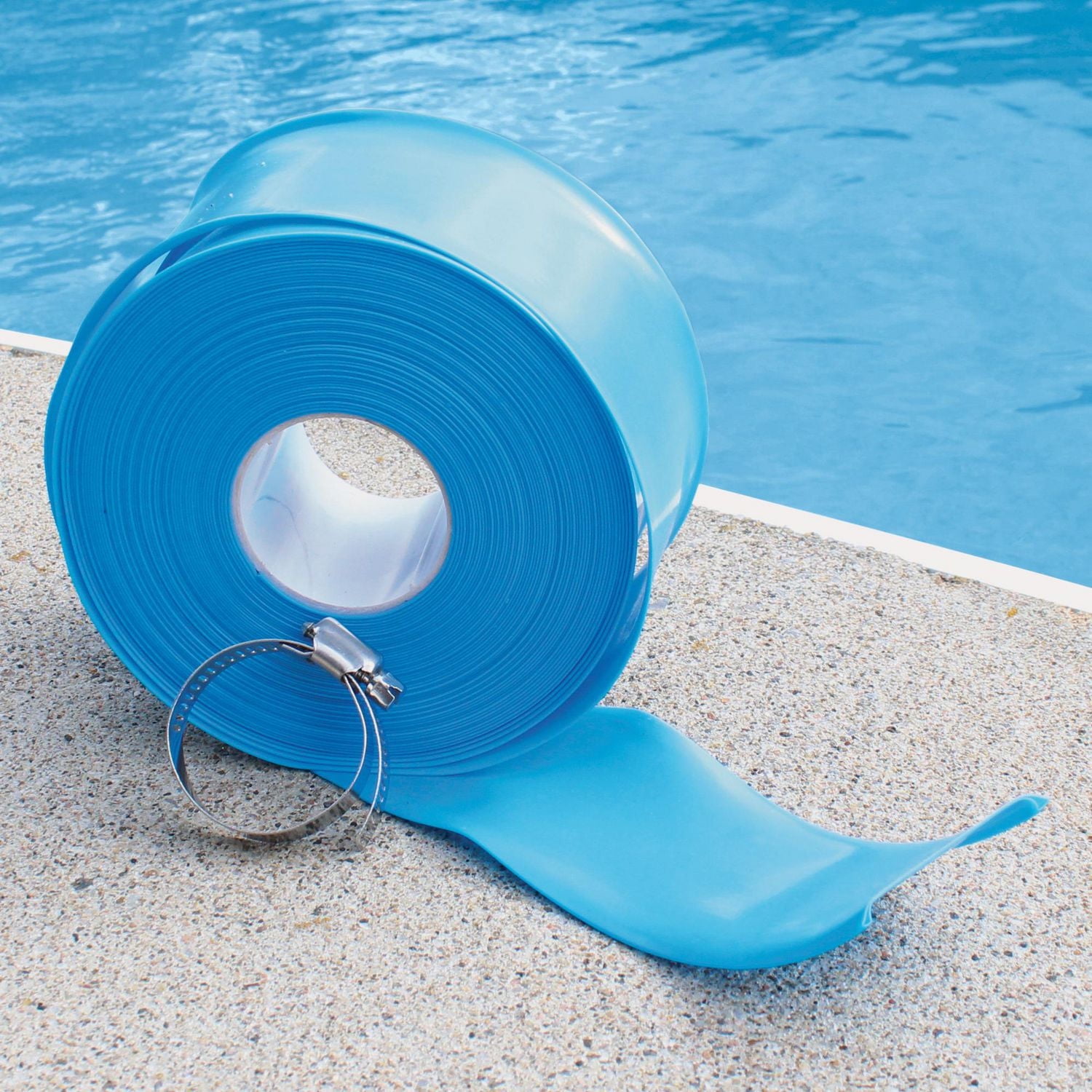 Tuyau de lavage à contre-courant de 100 pi avec collier de serrage en acier inoxydable Mainstays Pour les filtres de piscine, rangez-les correctement