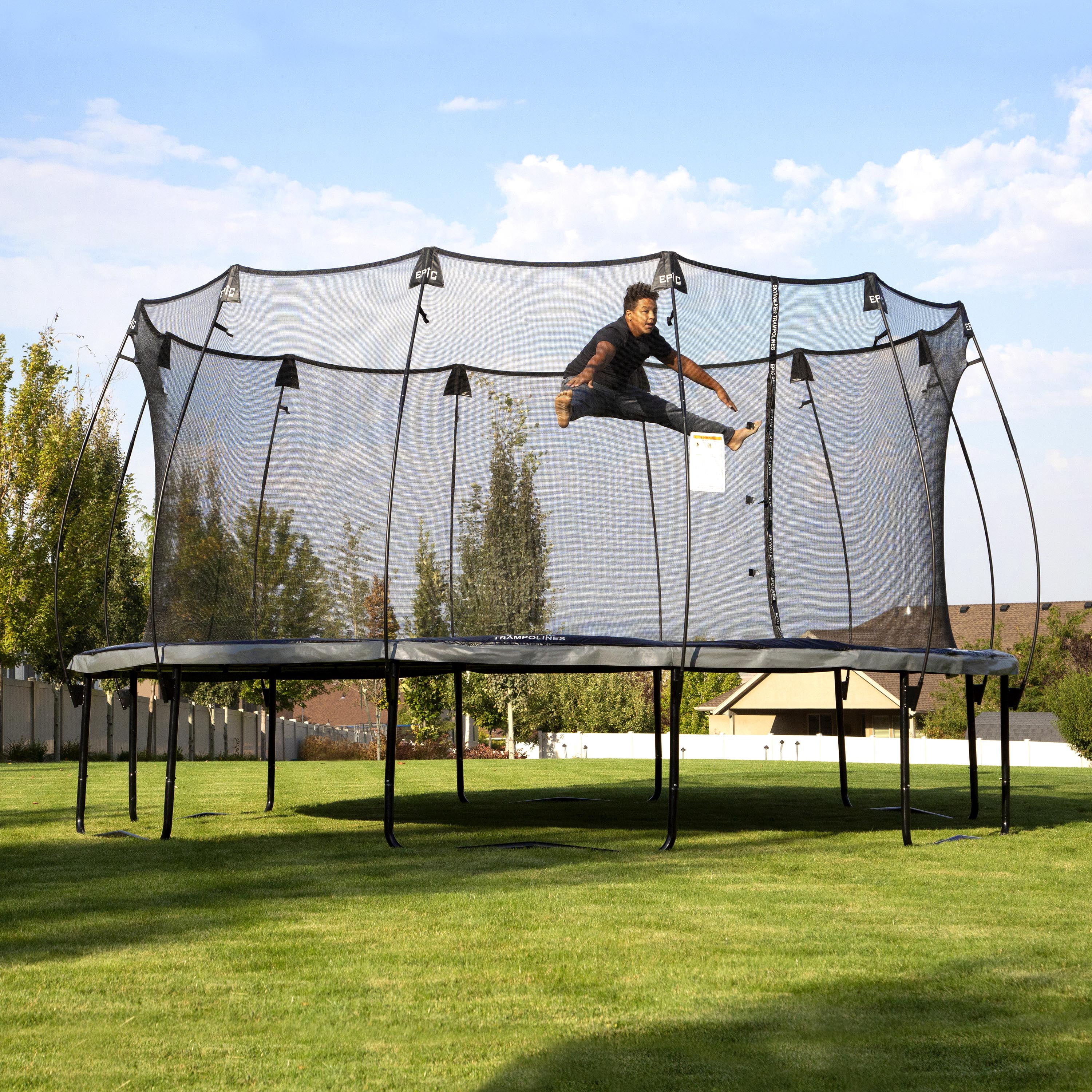 Skywalker Trampolines 16ft Round Epic Series Trampoline