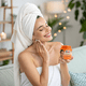 thumbnail image 4 of Crema Facial de Zanahoria Hidratante, Aclarante Humectante Intensiva KAI 300 ml, 4 of 5