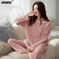 thumbnail image 1 of Conjunto de pijama de algodón de manga larga para mujer, ropa de dormir con estampado de oso, cuello redondo, pantalones a cuadros, otoño e invierno, novedad, 1 of 4