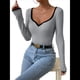 thumbnail image 2 of Camiseta de Larga con Escote Corazón para Mujer, de Punto Acanalado y Ribete en Contraste. Gris L, 2 of 8