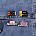 thumbnail image 2 of Juego de broches con divertida cita sobre energía social con tema de batería, 2 of 2