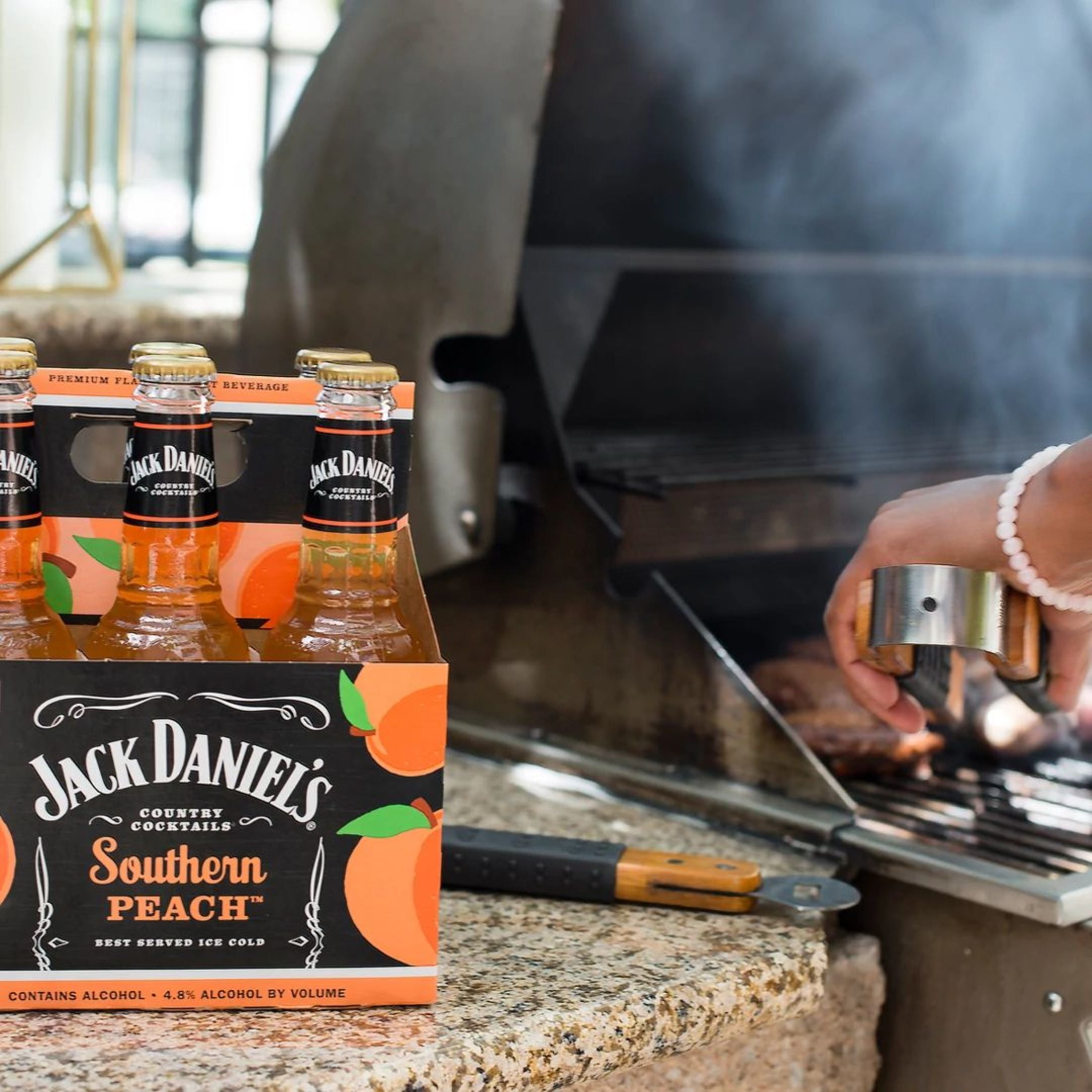Jack Daniel's Southern Peach Malt Beverage, 6 pack, 10 fl oz Bottle, 4.8% ABV