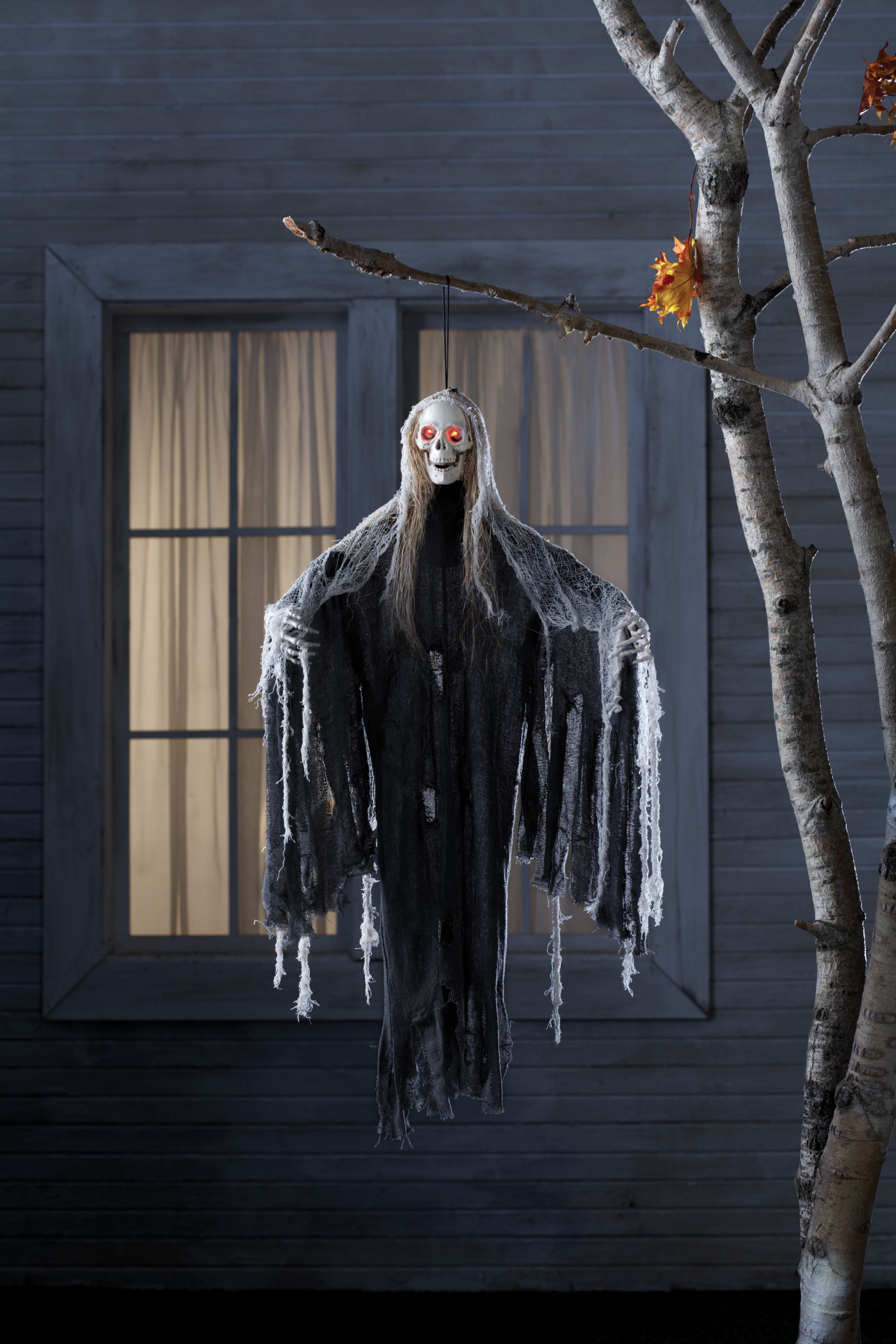 Way to Celebrate Animated Slashing Reaper Outdoor Halloween Décor, 36