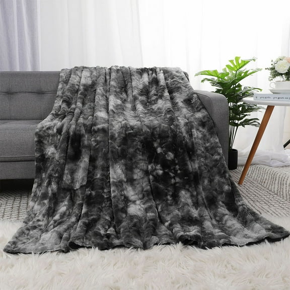 Double-Sided Faux Fur Throw Blanket - Plush Velvety Soft Material - Luxury Softness & Warmt Black 50 x 60 Inch