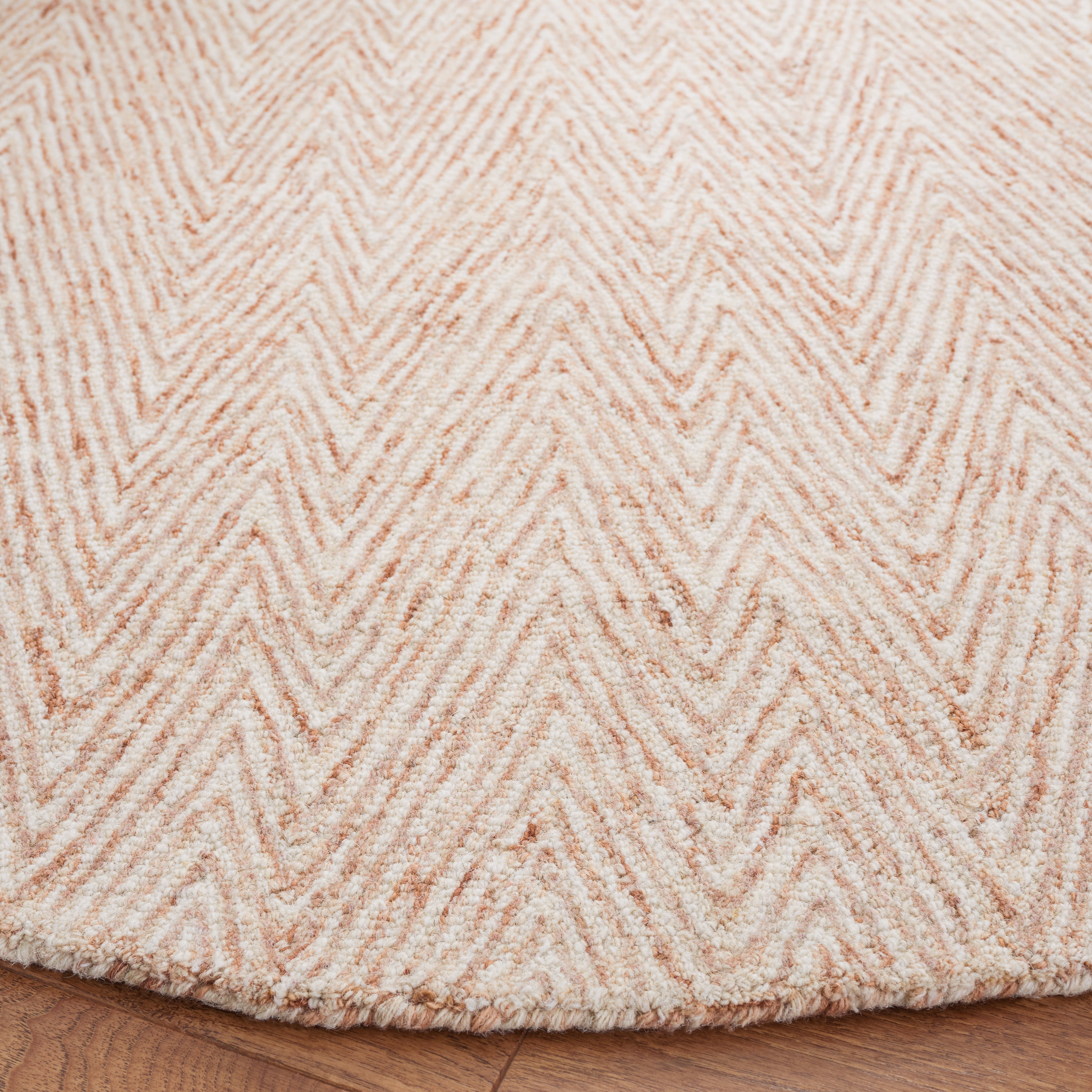 SAFAVIEH Abstract Celina Chevron Area Rug, Brown/Ivory, 6' x 6' Round
