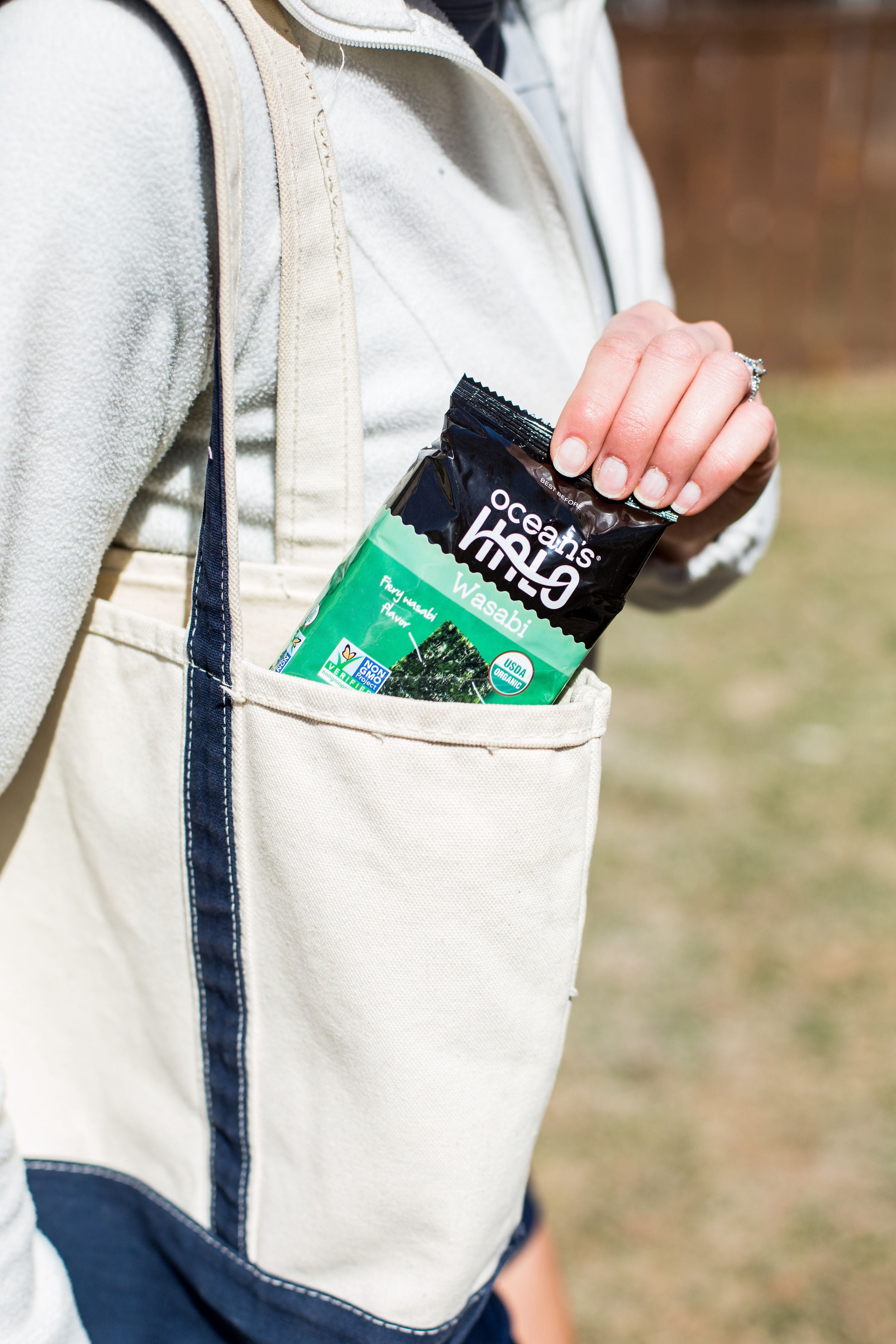 (6 pack) Ocean's Halo Organic Wasabi Seaweed Nori Snack, .14 oz.