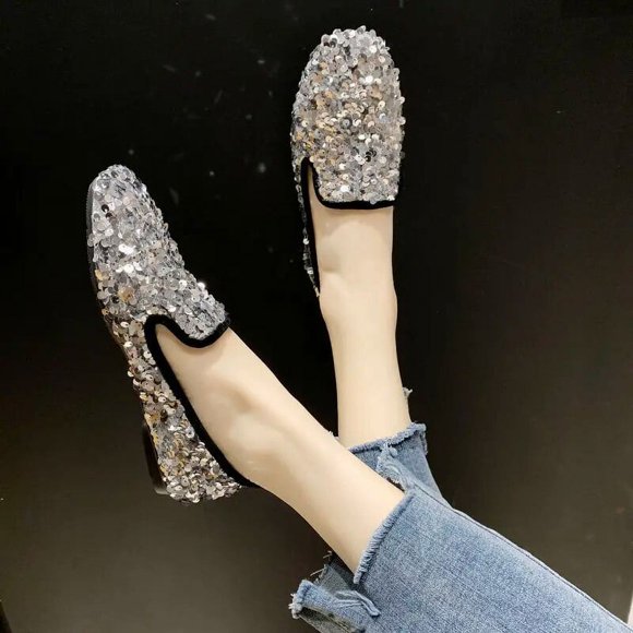 Girls Sparkle Loafers Women Sequin Slip-On Dress Shoes 2020 Designer pointed Toe Party Moccasins Female Glitter Flat Shoes