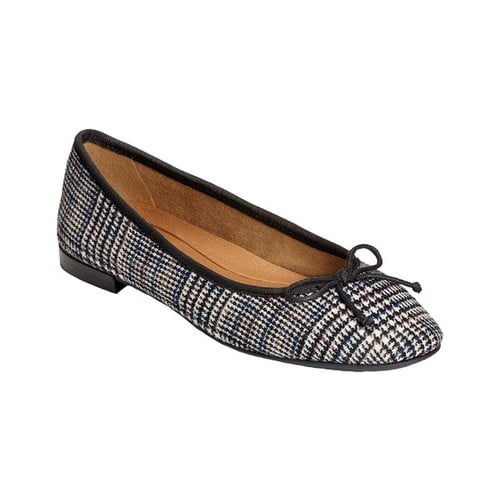 Aerosoles | Homerun Ballet Flat | Nordstrom Rack | Ballet style flats, Ballet fashion, Flat 