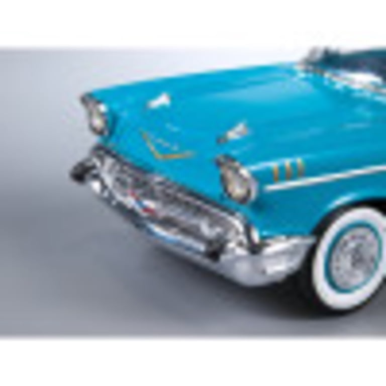 AMT Classic Car 1957 Chevy Bel Air 1:25 Scale Model Kit for Adults