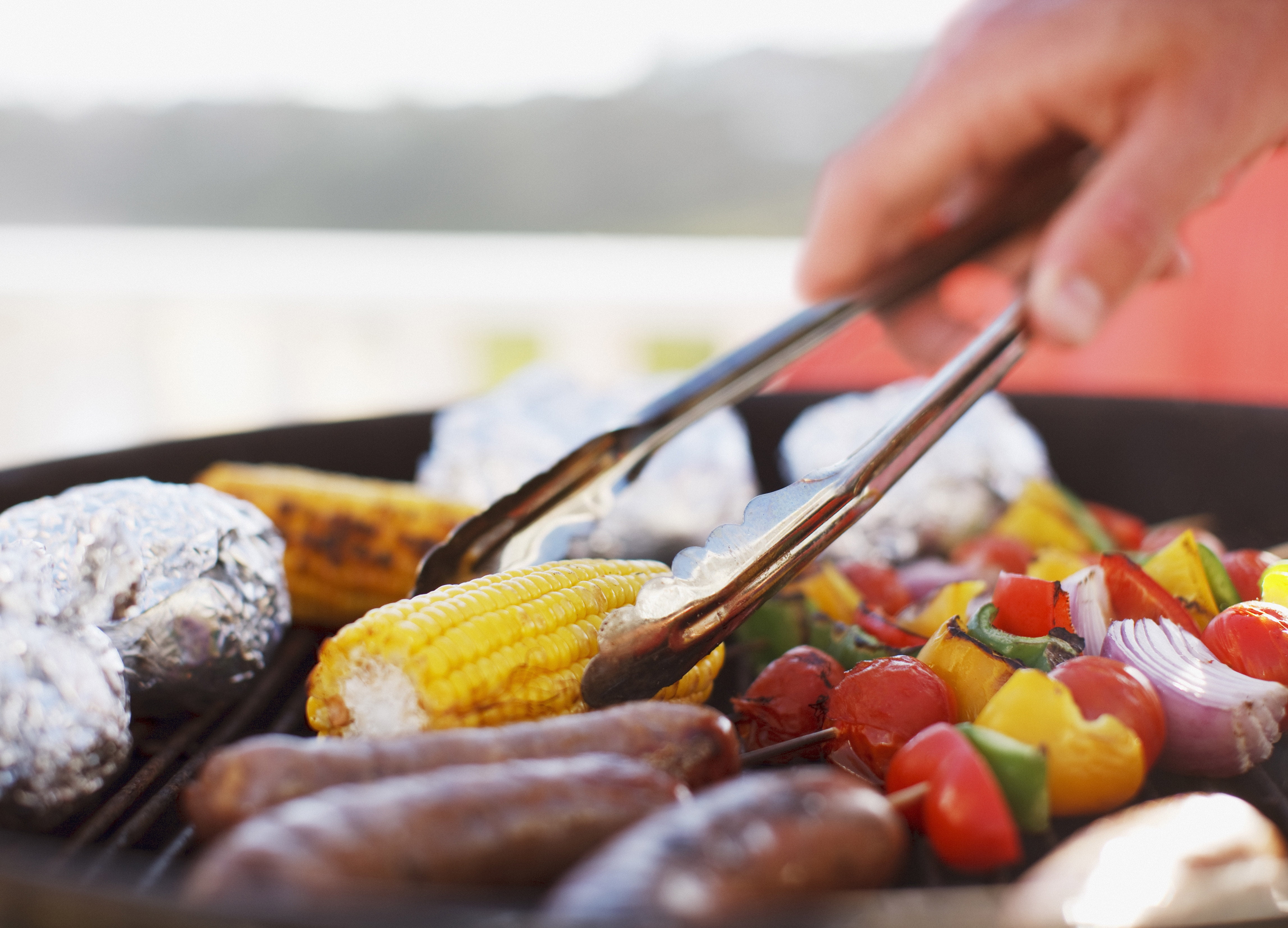 Expert Grill 8.5" Lightweight Stainless Steel Mini-locking BBQ Tongs