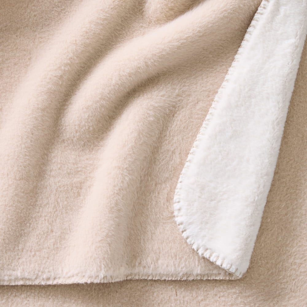 Better Homes & Gardens Papyrus Beige Faux Wool Reverse to Faux Fur Throw, 50" x 72"