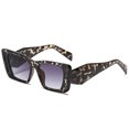 thumbnail image 1 of 2022 Nouvelles Lunettes de Soleil Tendance de Luxe Lunettes de Vue Monture Mode Rue, 1 of 1