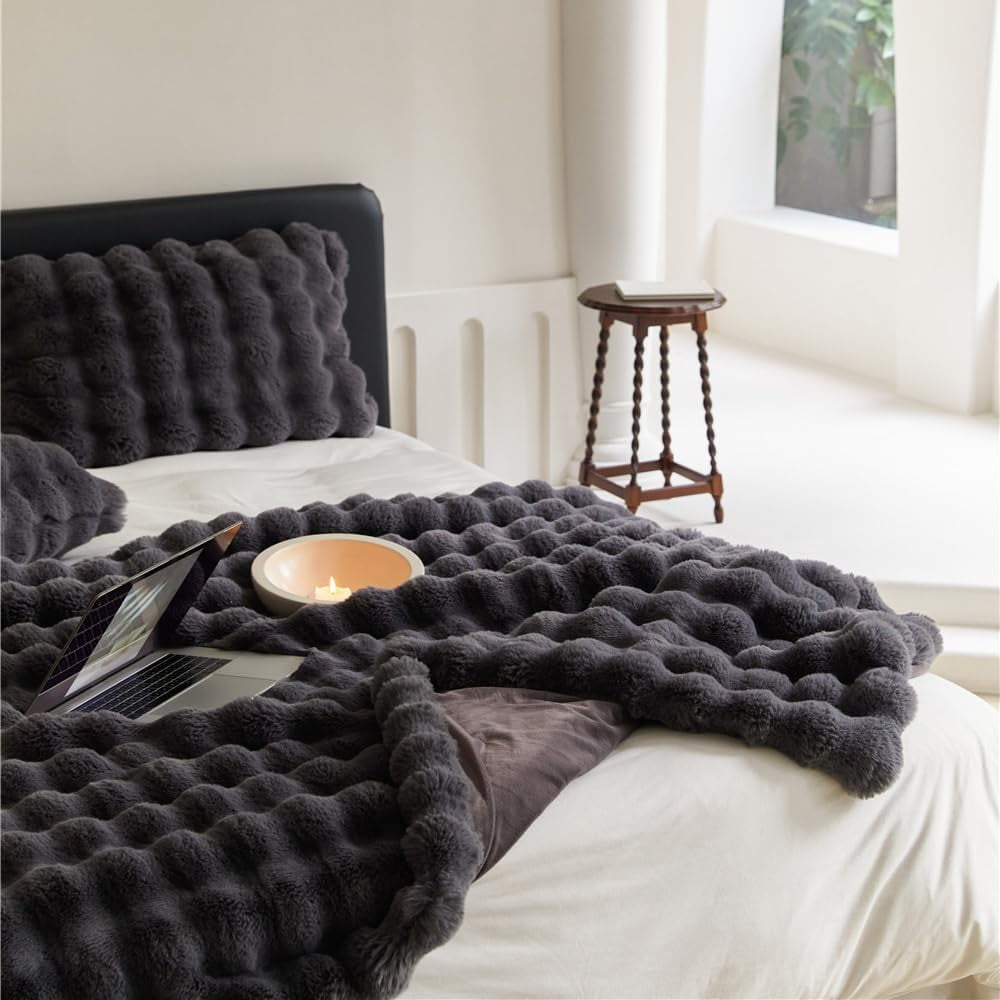 Marshmallow Cloud Fleece Throw Blanket, Rabbit Plush Faux Fur Blanket