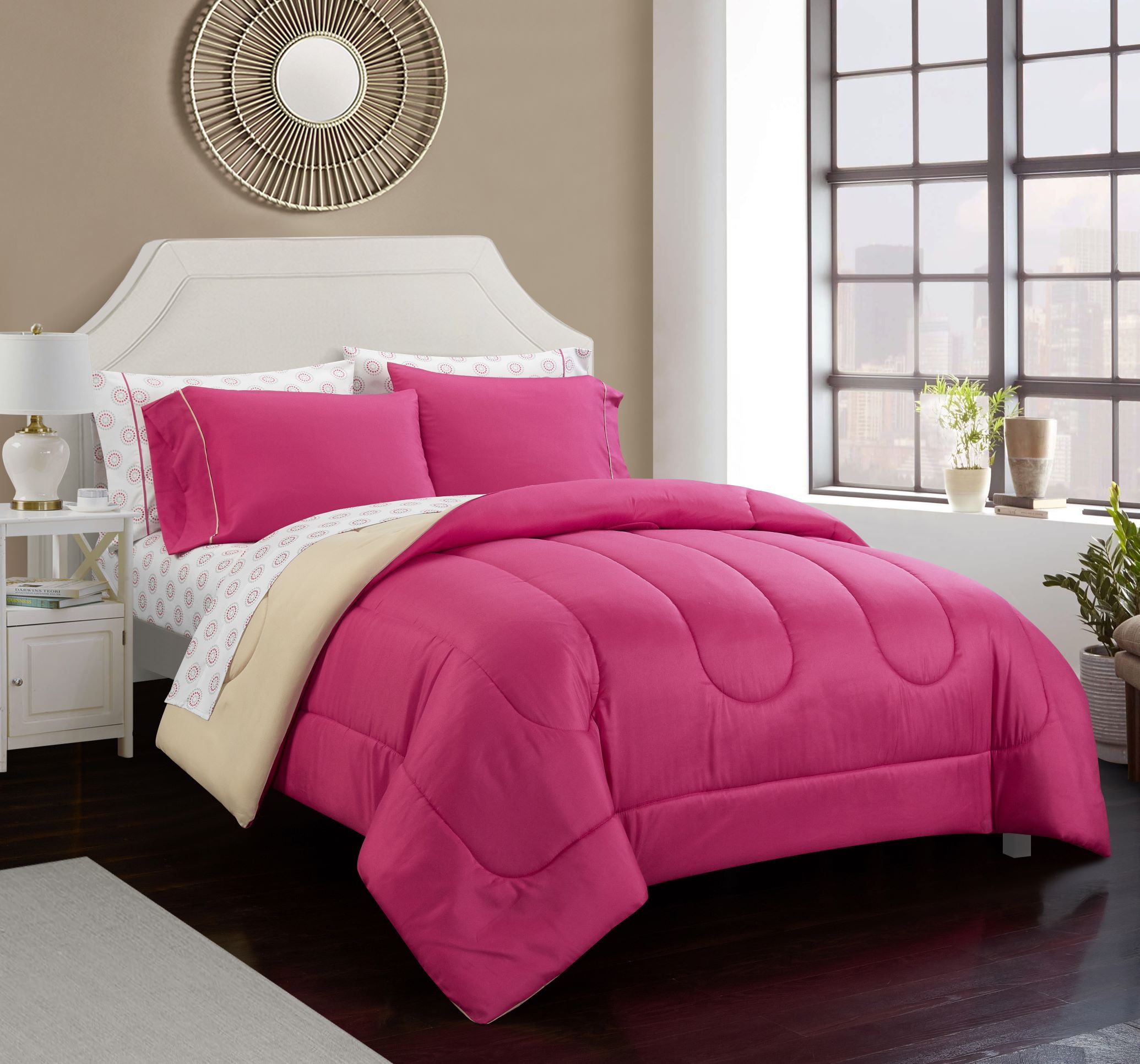 Casa Fuschia 7 Piece Bed in a Bag Comforter Set with Sheets, Full
