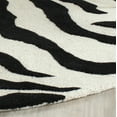 thumbnail image 3 of SAFAVIEH Cambridge Leah Geometric Wool Area Rug, Ivory/Black, 6' x 6' Round, 3 of 7