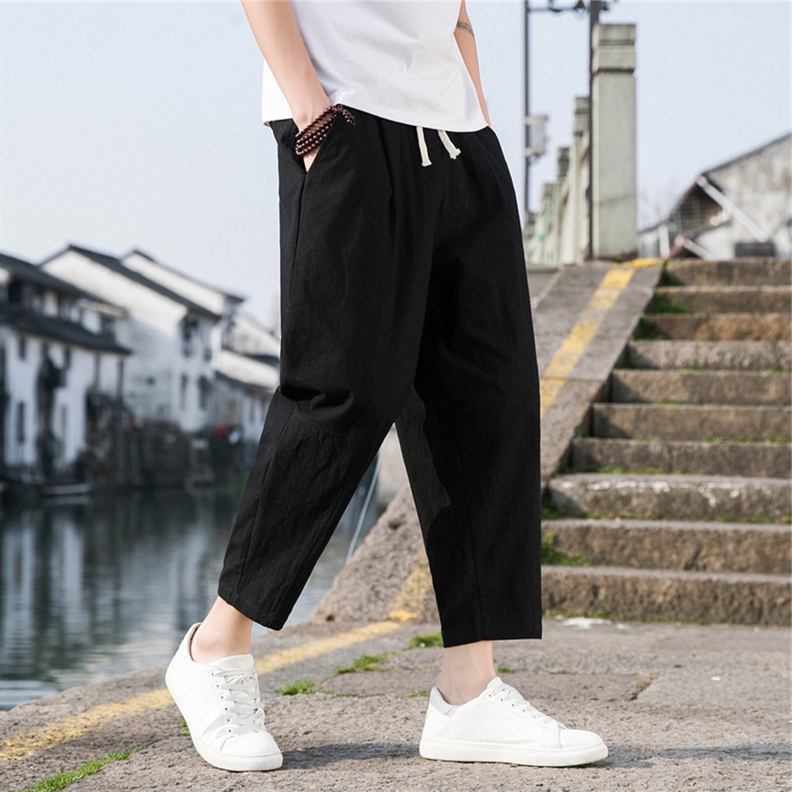 Uniqlo Ankle Pants for Men, Men's Fashion, Bottoms, Trousers on Carousell