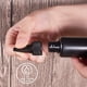 thumbnail image 4 of 30 paquetes de botellas dispensadoras de plástico negro de 1 oz con tapa para pegamento UV, 5 embudos para resina UV y líquidos para manualidades., 4 of 9