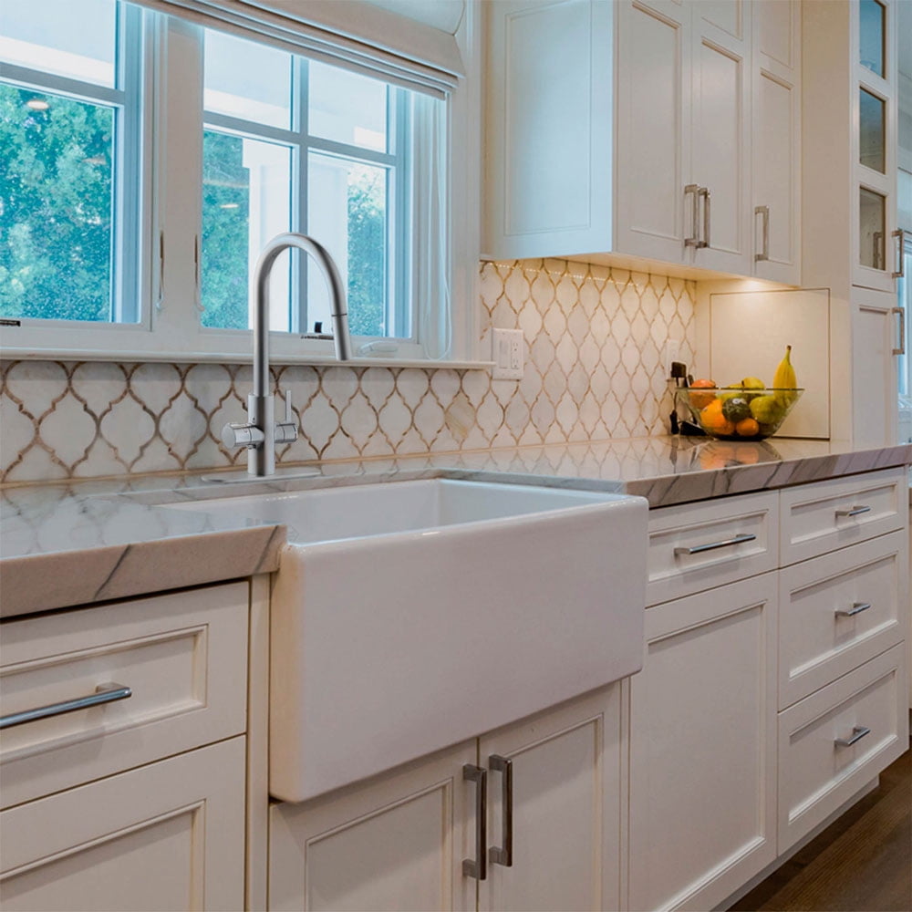 Westbrass KH41AK-26 HotMaster 4イン1キッチン蛇口キット デュアルモードプルアウトスプレーヘッド付き DigiHotインスタント温水タンク 2つのインラ 並行輸入品 Westbrass HotMaster 4-in-1 Single-Handle Instant Hot Water Pull Down  Kitchen Faucet with DigiHot Tank in Matte Black⁄Steel KH41AK-6220