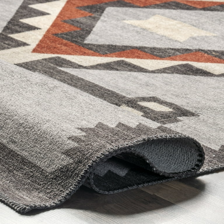 nuLOOM Adilynn Aztec Machine Washable Area Rug Gray 4' x 6