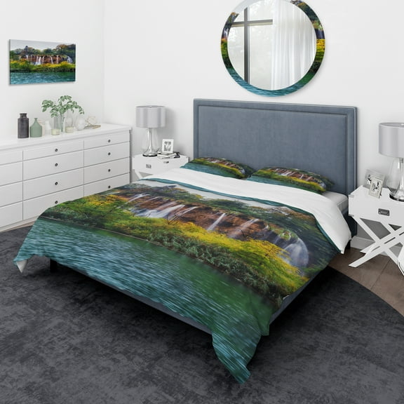 Designart 'Plitvice Lakes Croatia' Traditional Duvet Cover Set