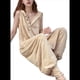 thumbnail image 1 of Mono con Botones y Capucha para Mujer, Sin Mangas, con Bolsillos Cremoso S, 1 of 6