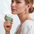 thumbnail image 3 of Funda DaQin para AirPods 4, kit de silicona blanda grabada con flores, 3 of 9