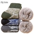 thumbnail image 1 of Calcetines de lana para hombre y mujer, medias de tubo medio, súper gruesas, cálidas, térmicas contra el frío y la nieve, 3 pares, 1 of 4